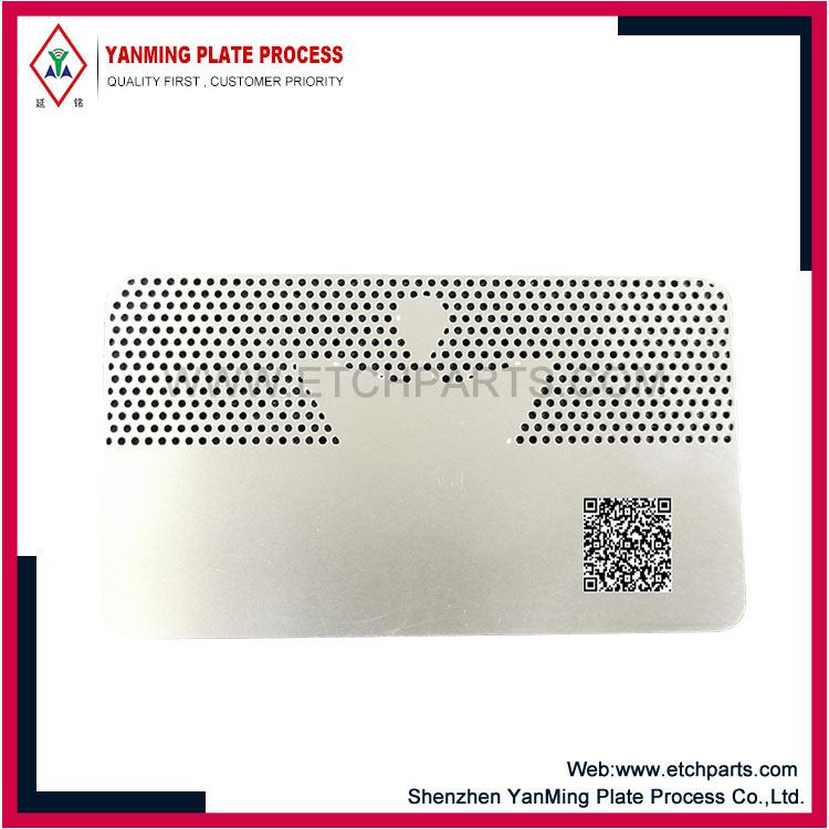Cén Fáth a bhfuil Cártaí Gnó Miotail ag Dul Chun Cinn i measc Gairmithe?